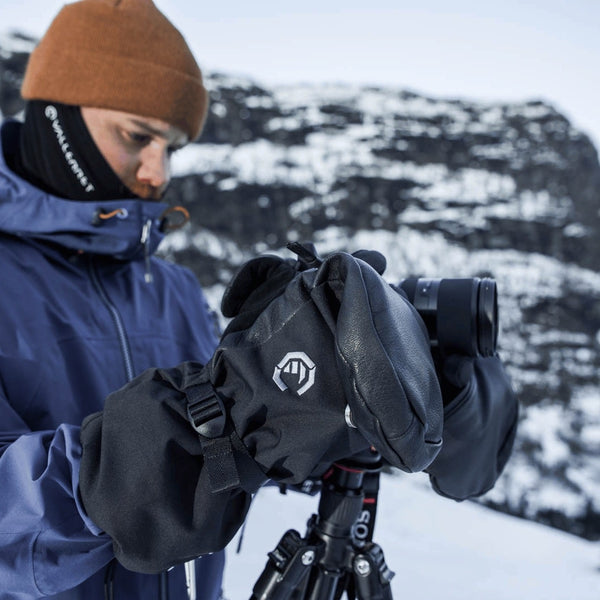 Vallerret Alta Over-Mitt Photography Glove Review - Camera Jabber